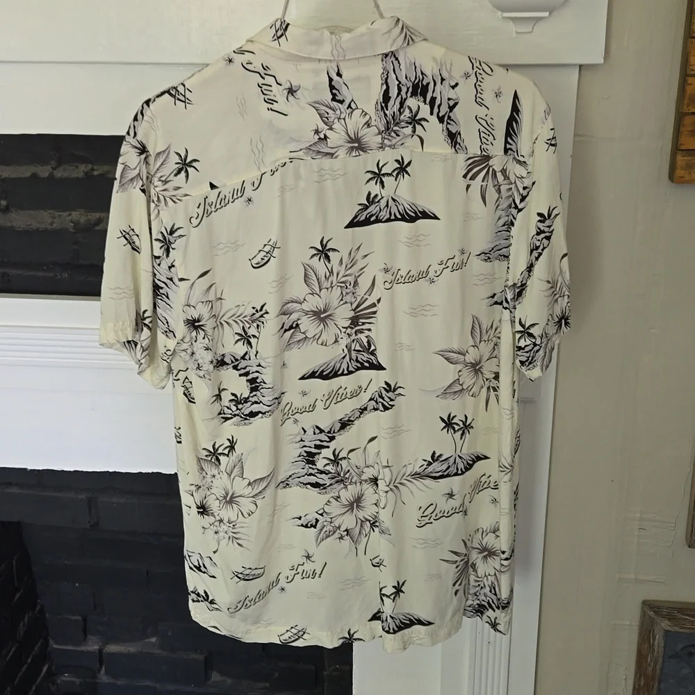 Good Vibes tropical short sleeve shirt - Picture 9 of 12